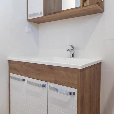 Aqualux Apartment Vrdnik